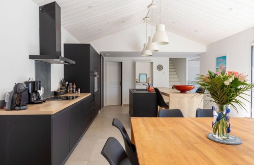 Saint-Jean-de-Monts House | Lovely home in Saint Jean De Monts
