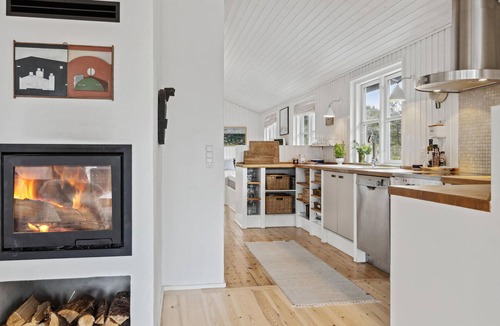 Skram House | Lovely home in ålbæk with WiFi