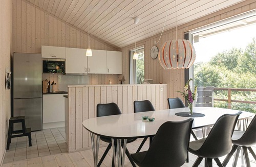 Sømarken House | Lovely home in Aakirkeby with WiFi