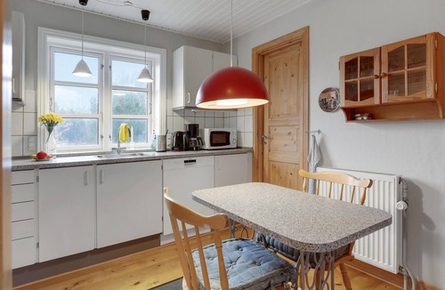Boderne House | Lovely home in Aakirkeby with WiFi