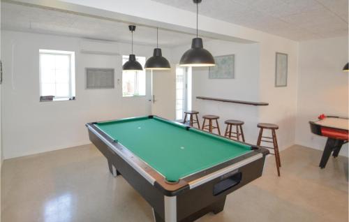 Allingabro House | Lovely Home In Allingåbro With Kitchen