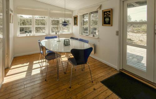 Anholt House | Lovely Home In Anholt With Wifi