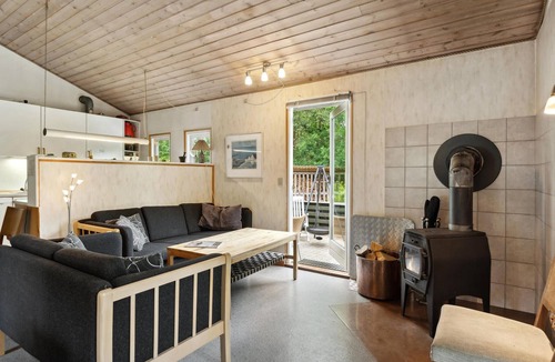 Ans House | Lovely home in Ans By with WiFi