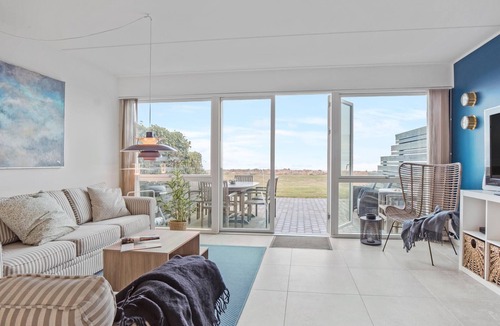 Assens House | Lovely home in Assens with house sea view