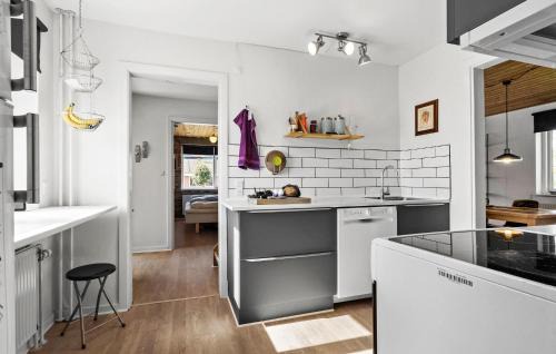 Bøvlingbjerg House | Lovely Home In Bøvlingbjerg With Wifi