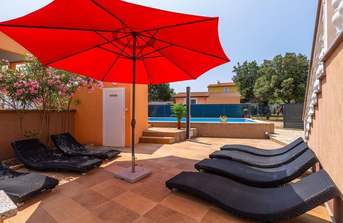 Barbariga House | Lovely home in Betiga