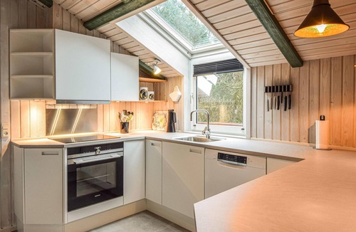 Blavand Strand House | Lovely home in Blåvand with sauna