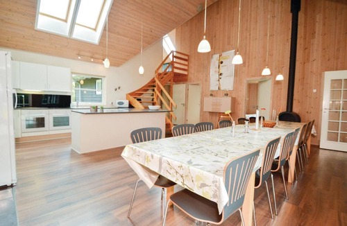 Ho House | Lovely home in Blåvand with sauna