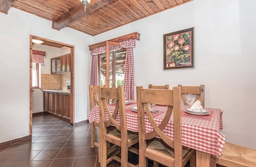 Presika House | Lovely home in Blazevci with sauna
