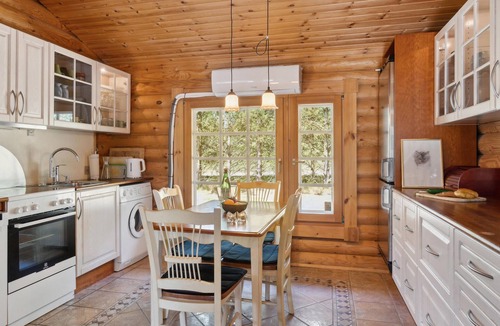 Blokhus House | Lovely home in Blokhus with WiFi