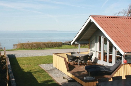 Bogense House | Lovely home in Bogense with WiFi