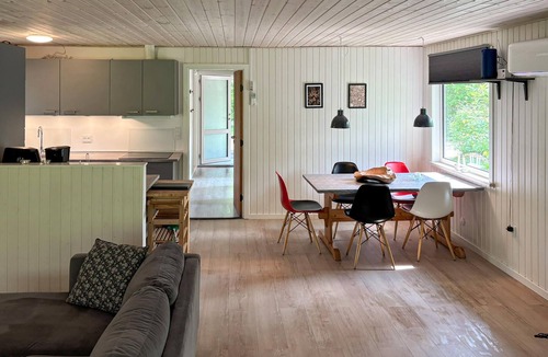 Bording House | Lovely home in Bording with kitchen