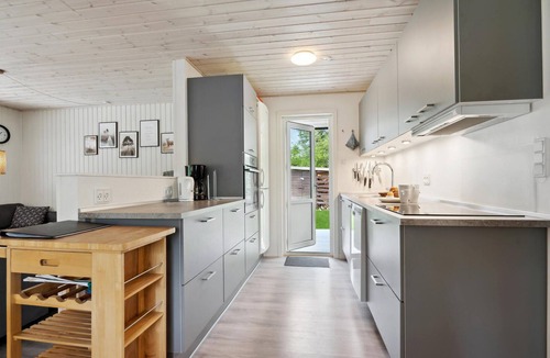 Bording House | Lovely home in Bording with kitchen