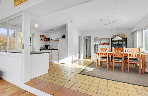 Broager House | Lovely home in Broager with WiFi