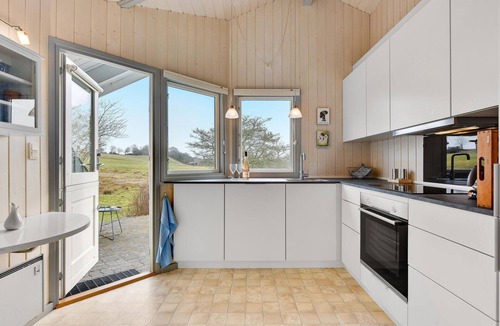 Broager House | Lovely home in Broager with WiFi