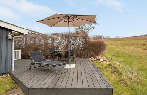 Broager House | Lovely home in Broager with WiFi