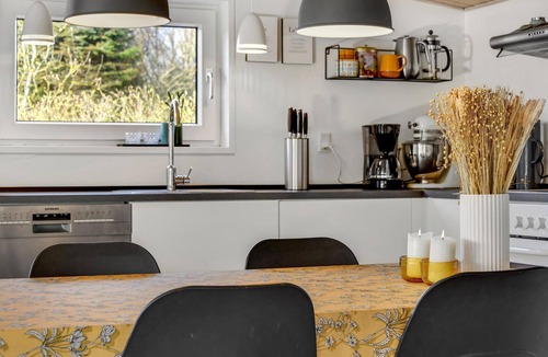 Broager House | Lovely home in Broager with kitchen