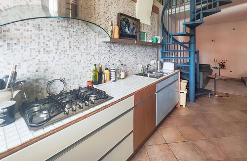 Cabrerolles House | Lovely home in Cabrerolles with WiFi
