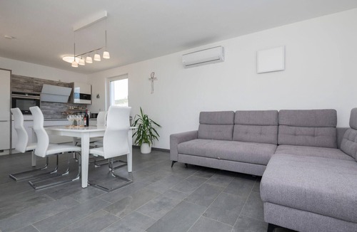 Donji Prolozac House | Lovely home in Donji Prolozac