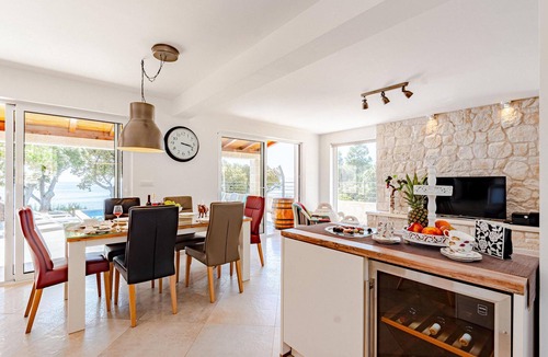 Orebic House | Lovely home in Dingac