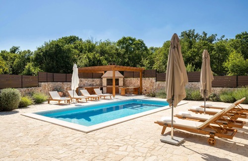 Gostinjac House | Lovely home in Dobrinj