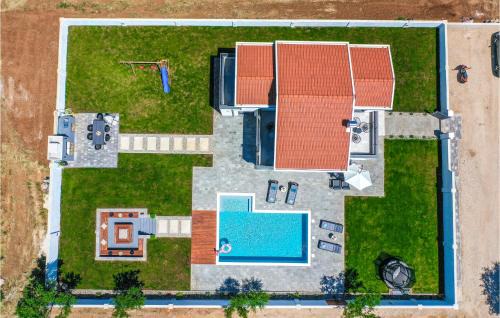 Knezovici House | Lovely Home In Donji Prolozac