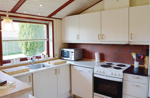 Dronningmolle House | Lovely home in Dronningmølle with WiFi