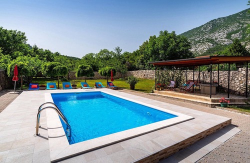 Drivenik House | Lovely home in Drivenik