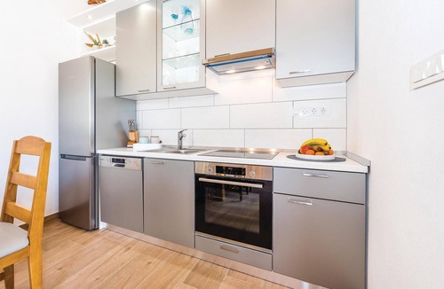 Razvode House | Lovely home in Drnis with sauna