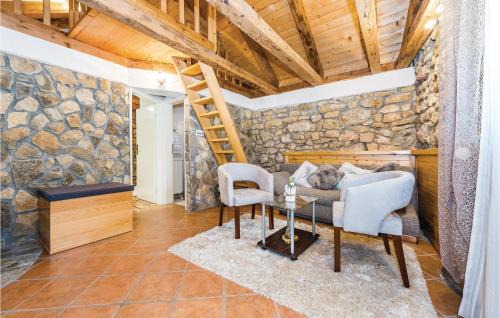 Razvode House | Lovely Home In Drnis With Sauna