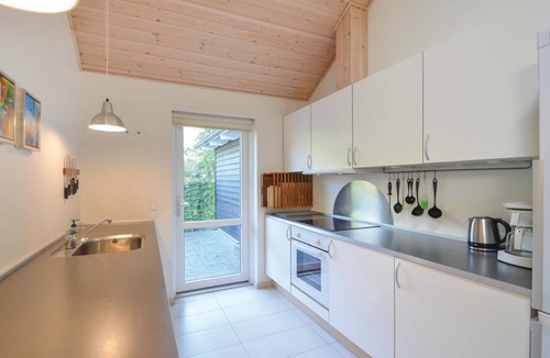 Vibæk Strand House | Lovely home in Ebeltoft with sauna