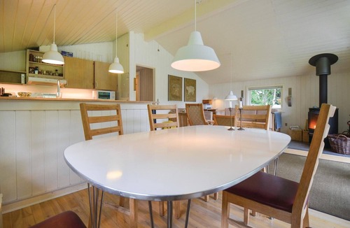 Øer Strand House | Lovely home in Ebeltoft with sauna