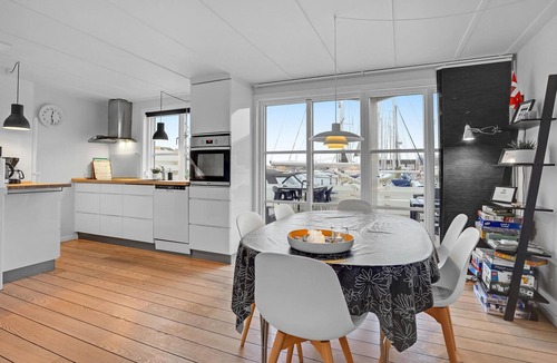 Øer Strand House | Lovely home in Ebeltoft with sauna