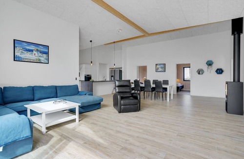 Elsegarde Strand House | Lovely home in Ebeltoft with WiFi