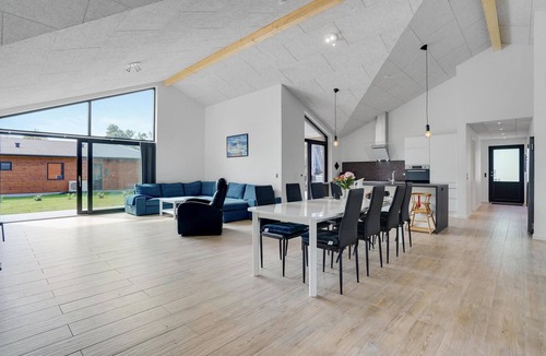 Elsegarde Strand House | Lovely home in Ebeltoft with WiFi