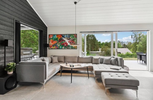 Øer Strand House | Lovely home in Ebeltoft with sauna