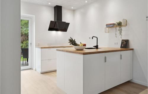 Ebeltoft House | Lovely Home In Ebeltoft With Sauna