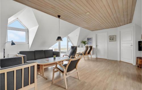 Vibæk Strand House | Lovely Home In Ebeltoft With Sauna