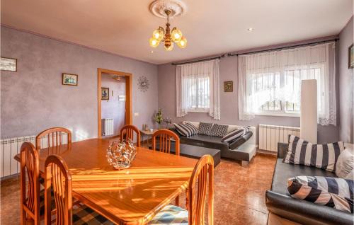 Macanet de la Selva House | Lovely Home In Maçanet De La Selva