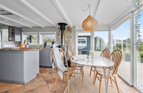 Esbjerg House | Lovely home in Esbjerg V with house sea view