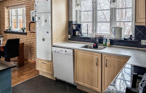 Eskebjerg House | Lovely Home In Eskebjerg With Wifi