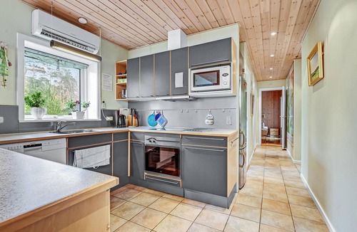 Ordrup House | Lovely home in Fårevejle with WiFi