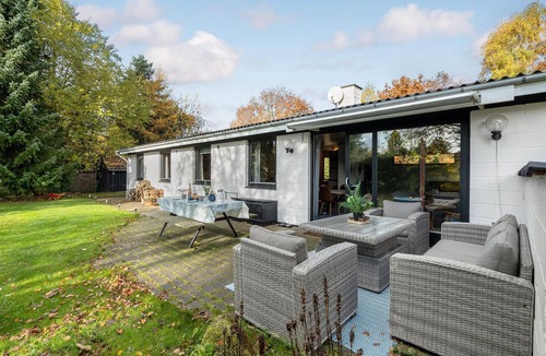Farvang House | Lovely home in Fårvang with WiFi