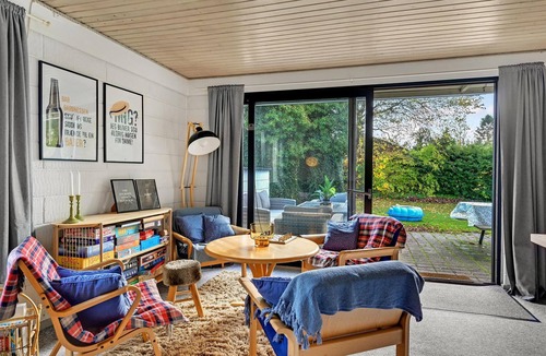 Farvang House | Lovely home in Fårvang with WiFi