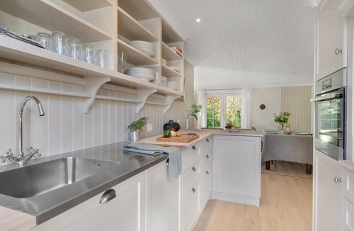 Havnsø House | Lovely home in Føllenslev with WiFi