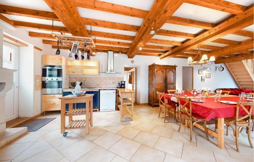 Fourches House | Lovely Home In Fourches With Sauna
