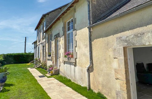 Loge-Fougereuse House | Lovely home in Loge- Fougereuse