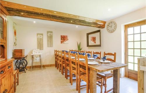Vieux-Pont-en-Auge House | Lovely Home In St Pierre En Auge