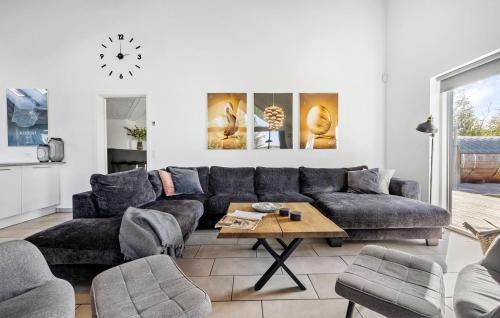 Reersø House | Lovely Home In Gørlev With Sauna