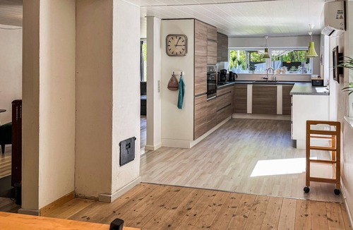 Gistrup House | Lovely home in Gistrup with WiFi